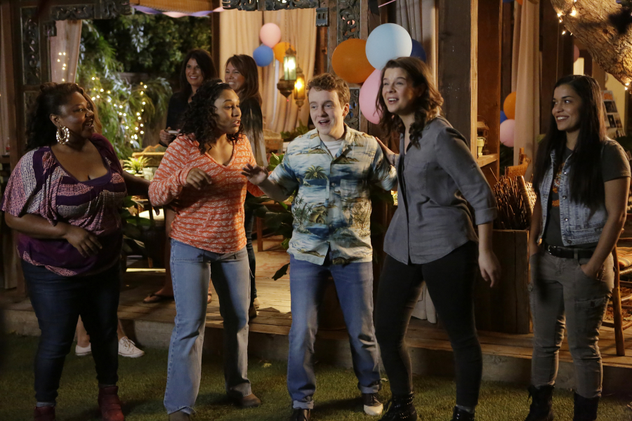 Callie Celebrates Her 17th Birthday on THE FOSTERS Tonight – Watch a Clip! (@MaiaMitchell @TheFostersABCF)