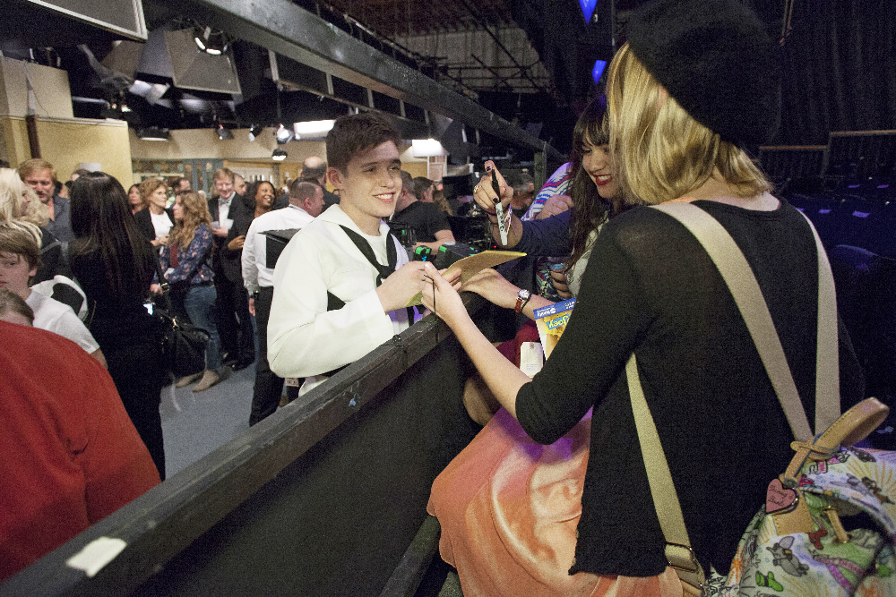 Taylor Spreitler Teases Series Finale of Melissa & Joey – Read the Q&A! (@TaylorSpreitler)