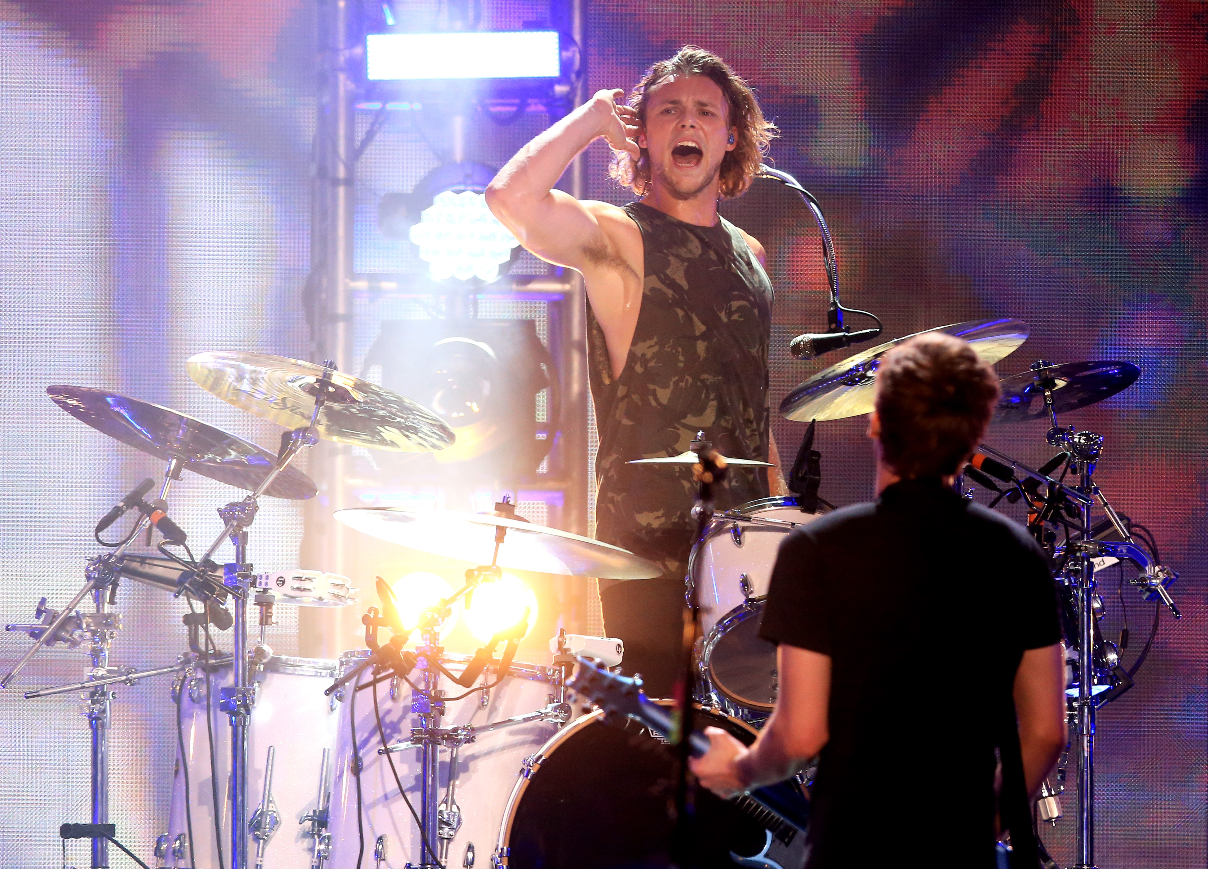 5 Seconds of Summer Brings the House Down for VEVO Certified Concert – See the Pics! (@5SOS @VEVO)