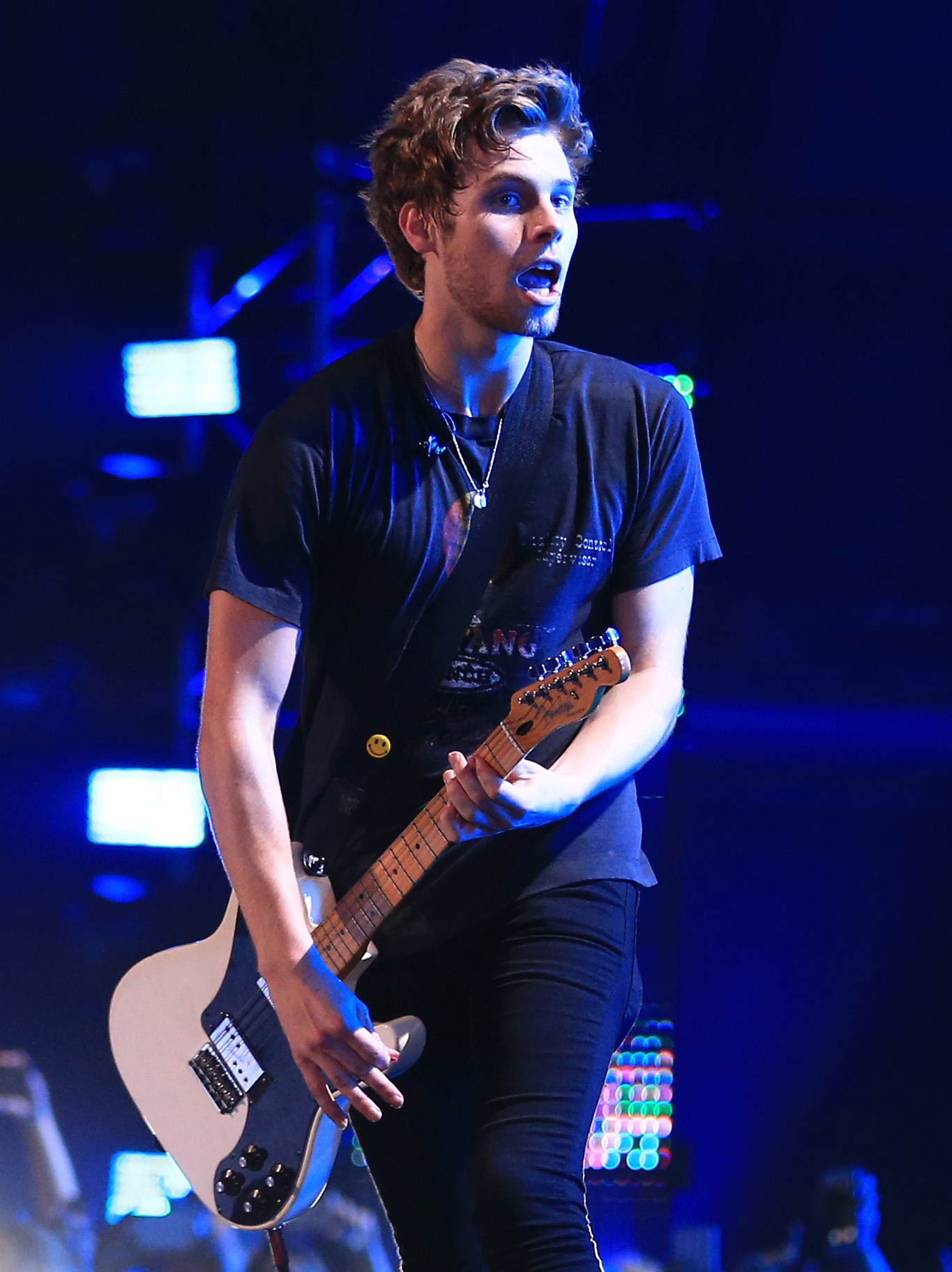 5 Seconds of Summer Brings the House Down for VEVO Certified Concert – See the Pics! (@5SOS @VEVO)