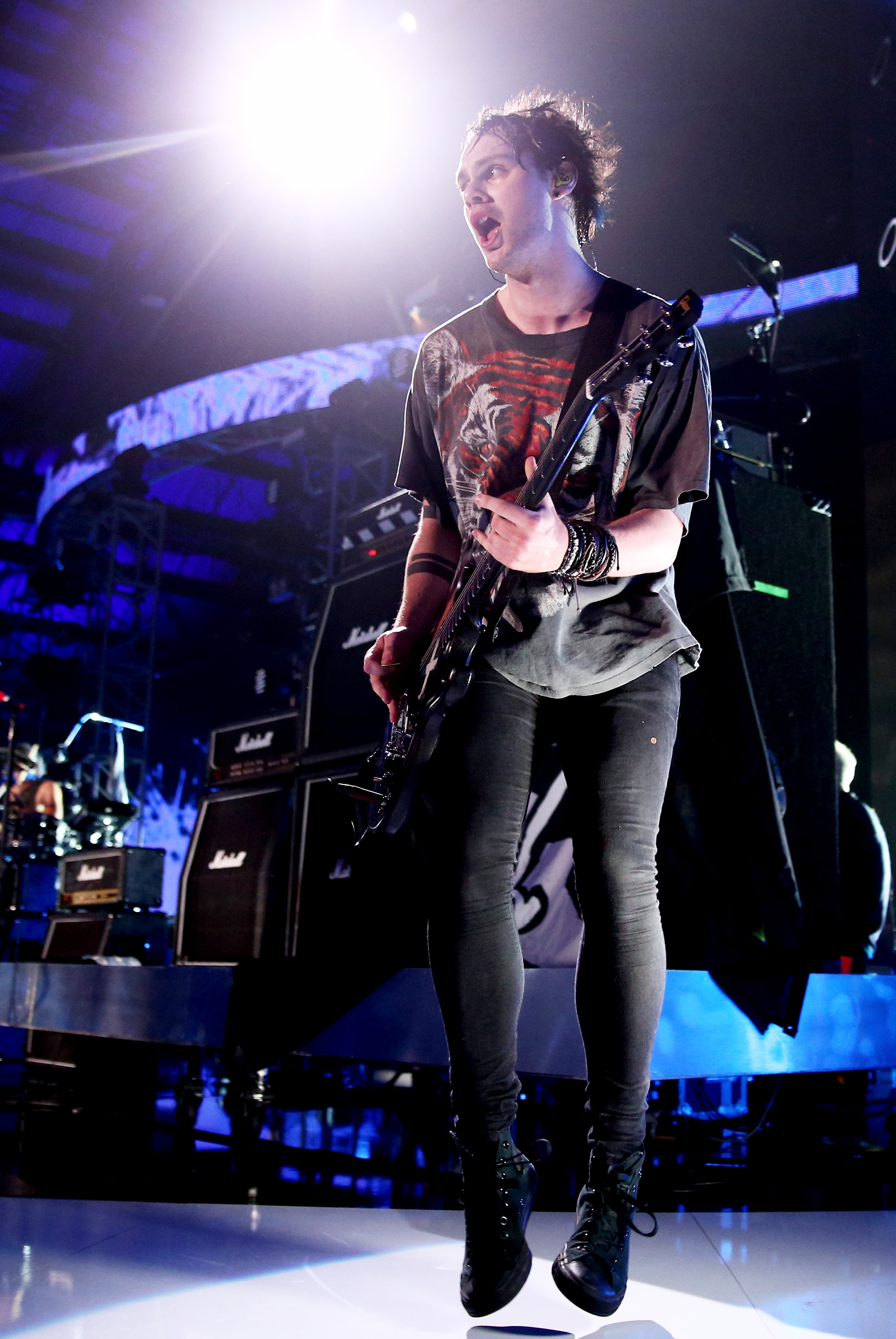 5 Seconds of Summer Brings the House Down for VEVO Certified Concert – See the Pics! (@5SOS @VEVO)