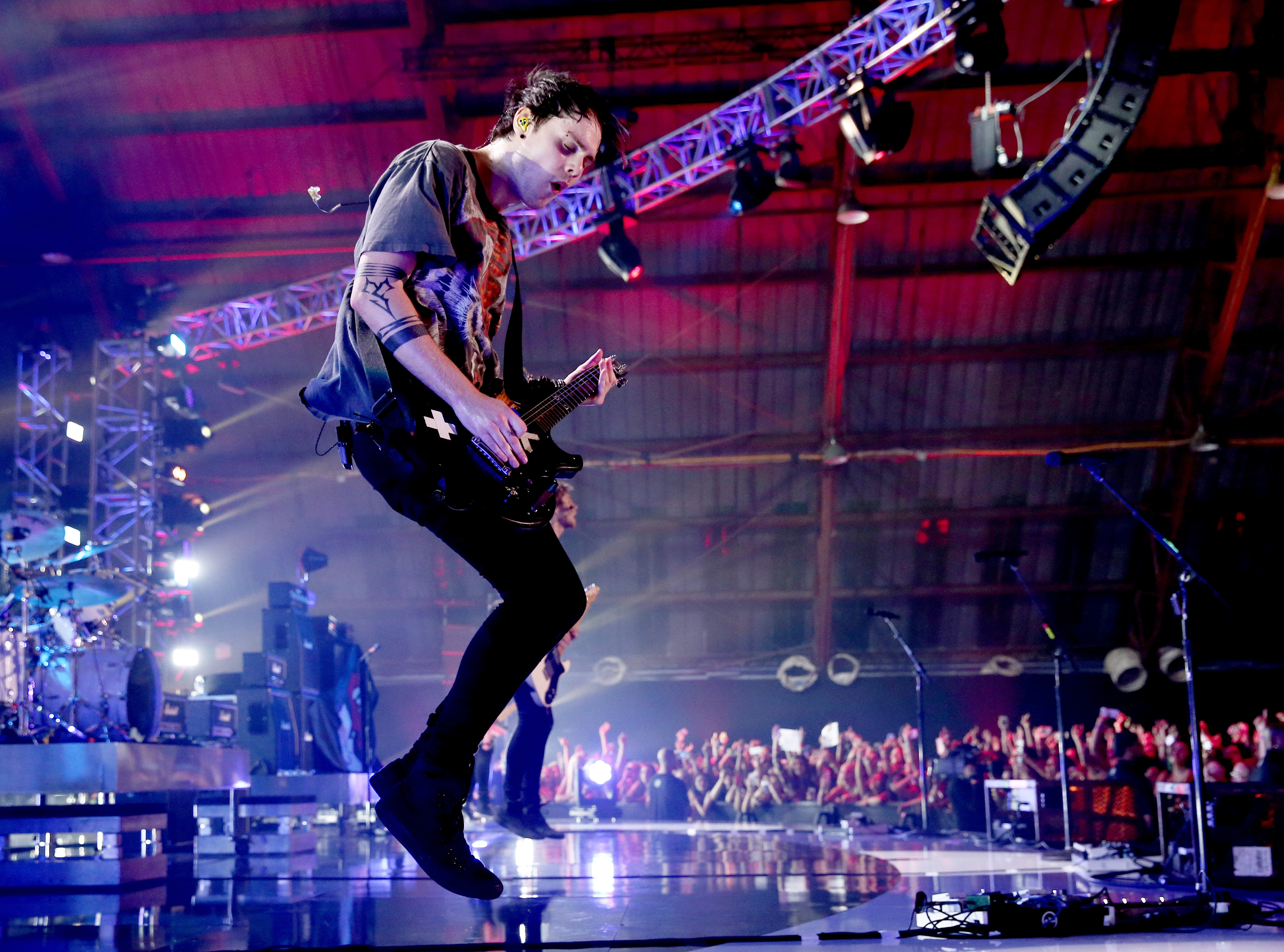 5 Seconds of Summer Brings the House Down for VEVO Certified Concert – See the Pics! (@5SOS @VEVO)