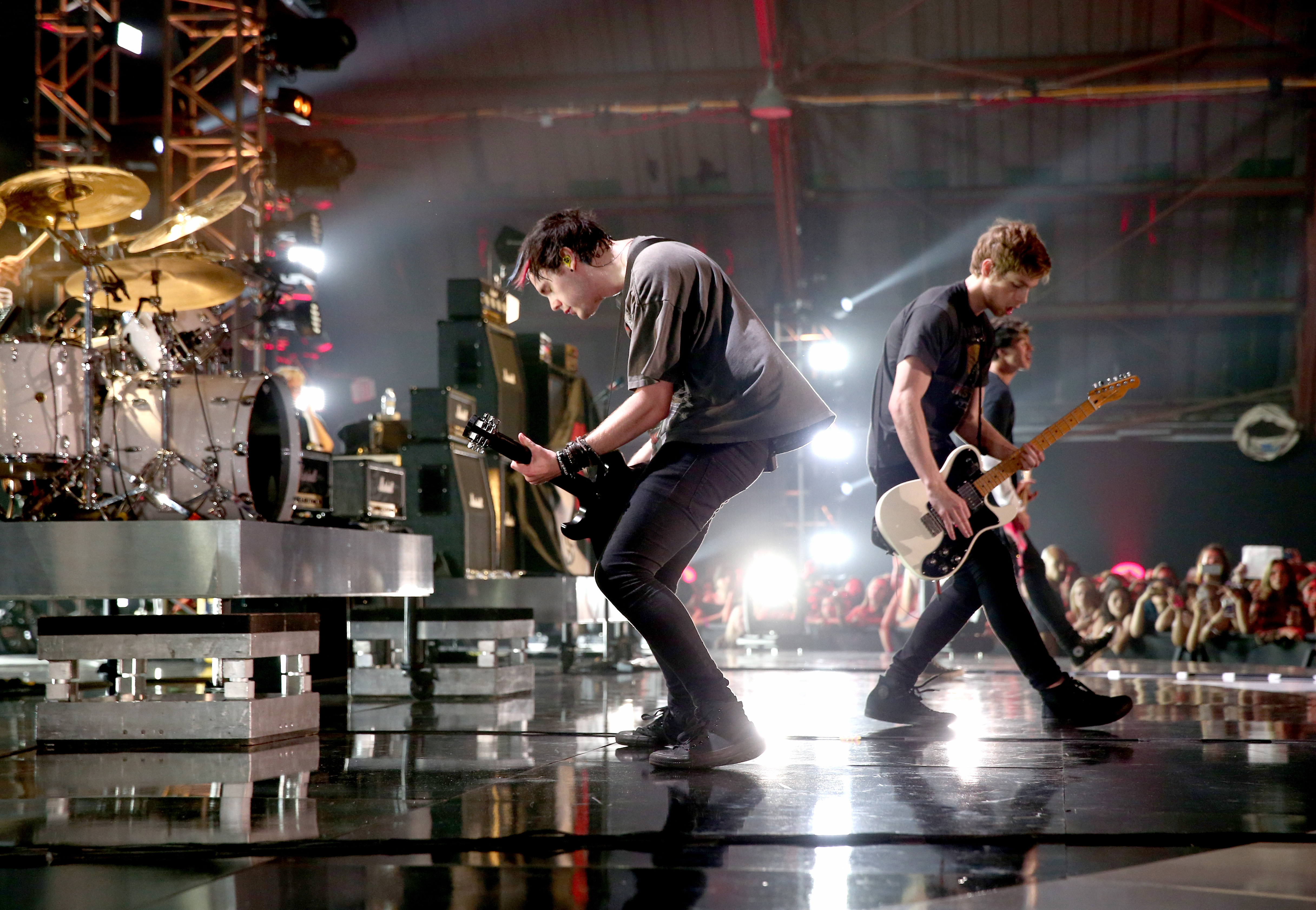 5 Seconds of Summer Brings the House Down for VEVO Certified Concert – See the Pics! (@5SOS @VEVO)