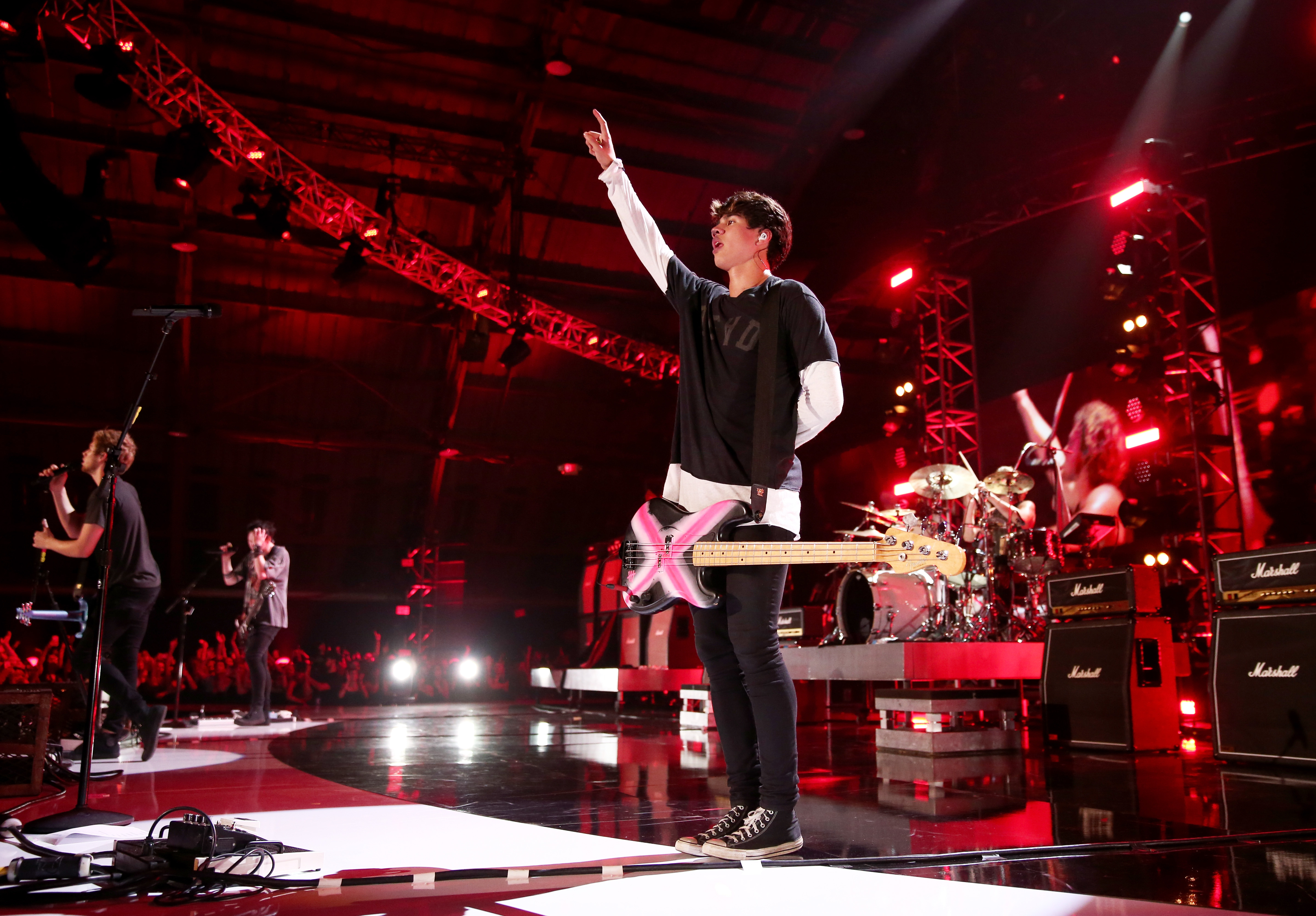 5 Seconds of Summer Brings the House Down for VEVO Certified Concert – See the Pics! (@5SOS @VEVO)