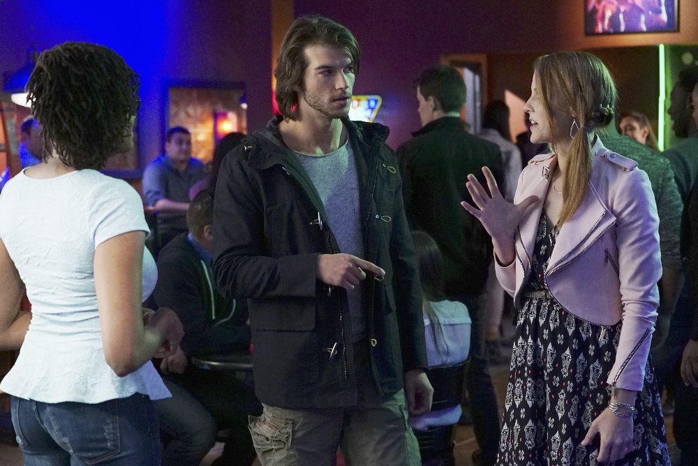 Vanessa Marano Dishes on Bay and Emmett’s Relationship and Her Favorite ‘Gilmore Girls’ Couple – Read Our Q&A! (@ABCFsab @VanessaMarano)