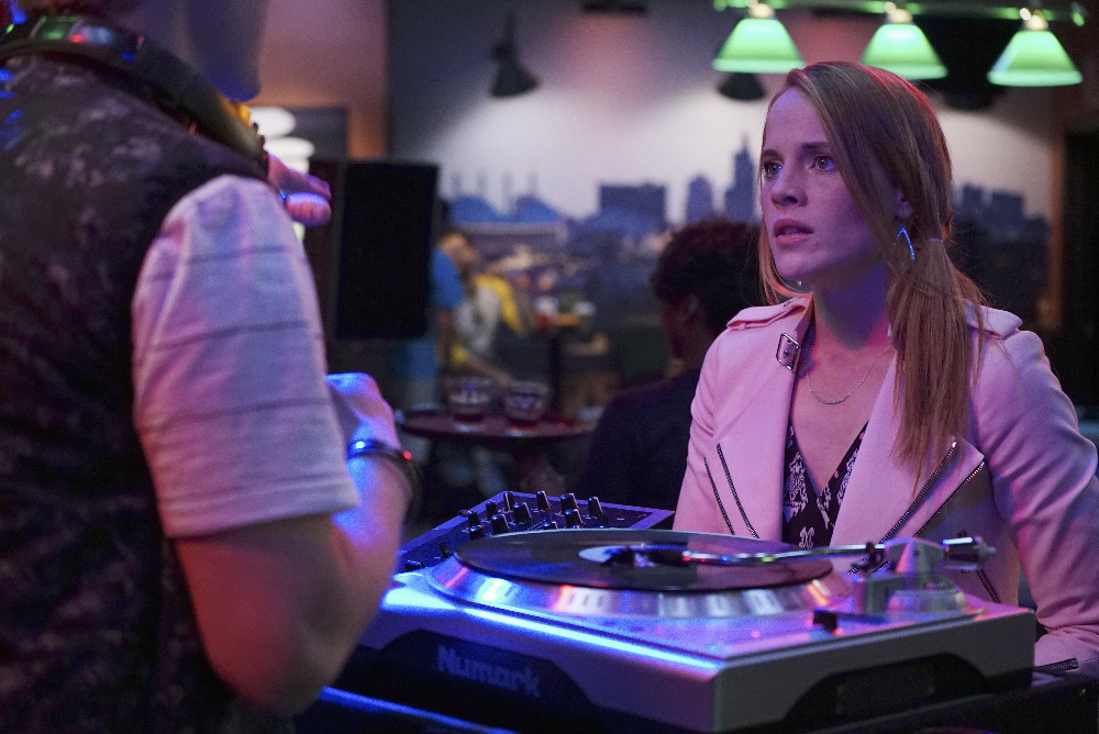 Vanessa Marano Dishes on Bay and Emmett’s Relationship and Her Favorite ‘Gilmore Girls’ Couple – Read Our Q&A! (@ABCFsab @VanessaMarano)