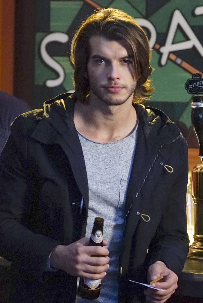 Vanessa Marano Dishes on Bay and Emmett’s Relationship and Her Favorite ‘Gilmore Girls’ Couple – Read Our Q&A! (@ABCFsab @VanessaMarano)