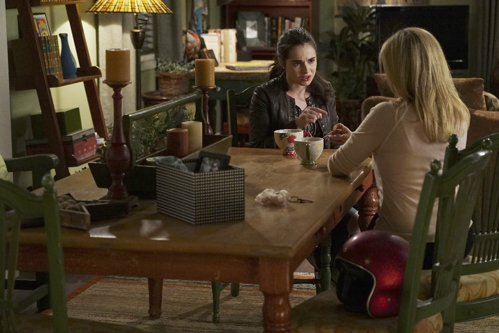 Vanessa Marano Dishes on Bay and Emmett’s Relationship and Her Favorite ‘Gilmore Girls’ Couple – Read Our Q&A! (@ABCFsab @VanessaMarano)