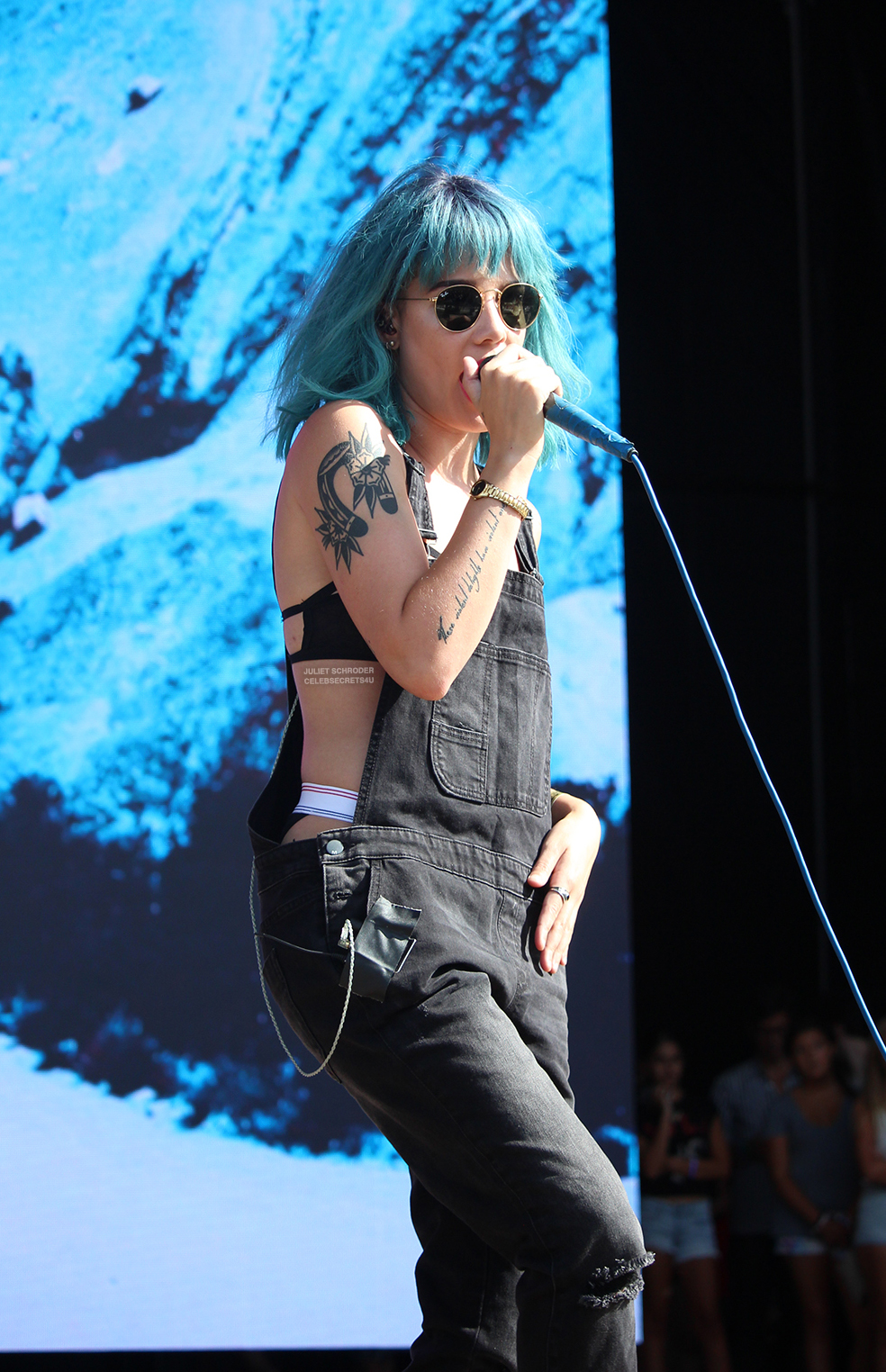 Halsey Badlands Billboard Hot 100