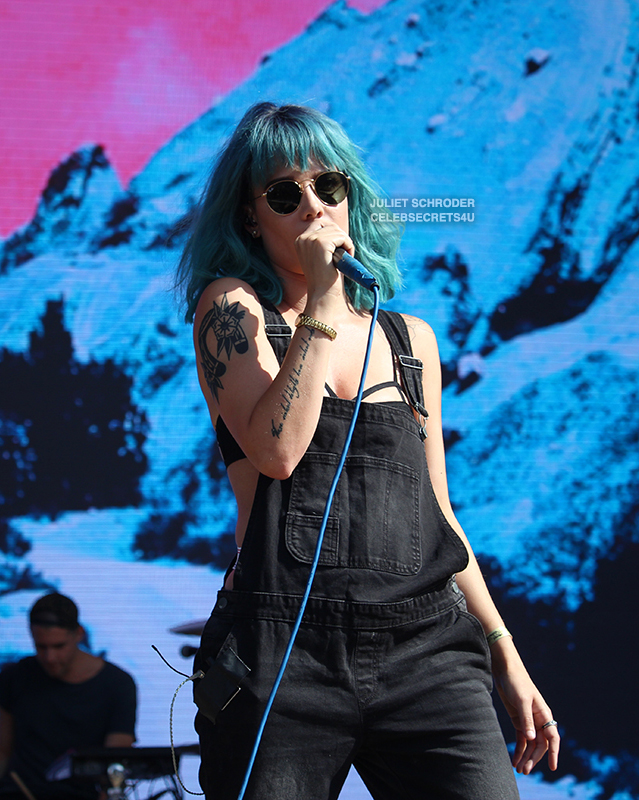 Halsey Badlands Billboard Hot 100