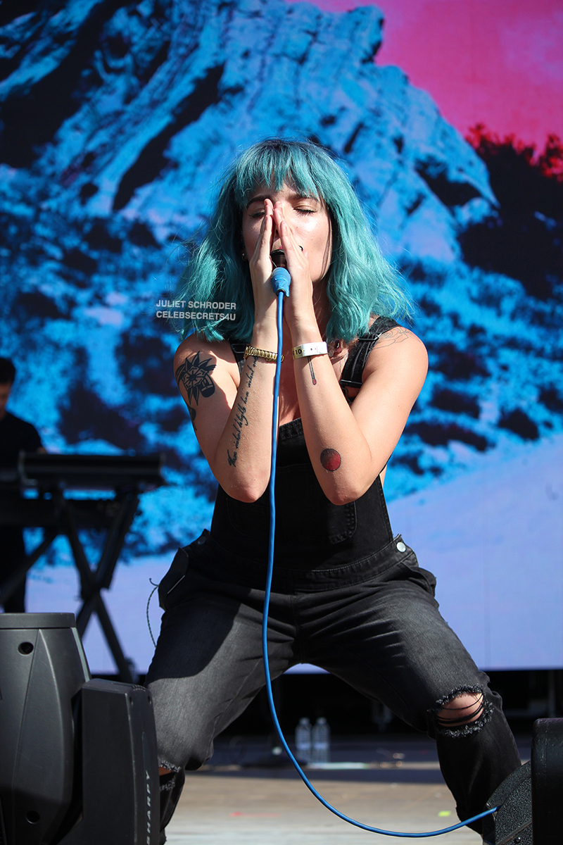 Halsey Badlands Billboard Hot 100