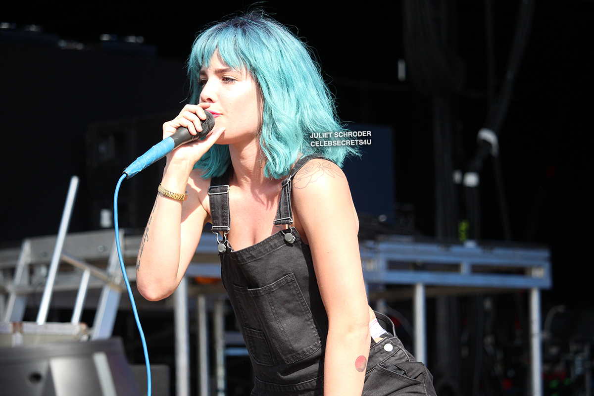 Halsey Badlands Billboard Hot 100