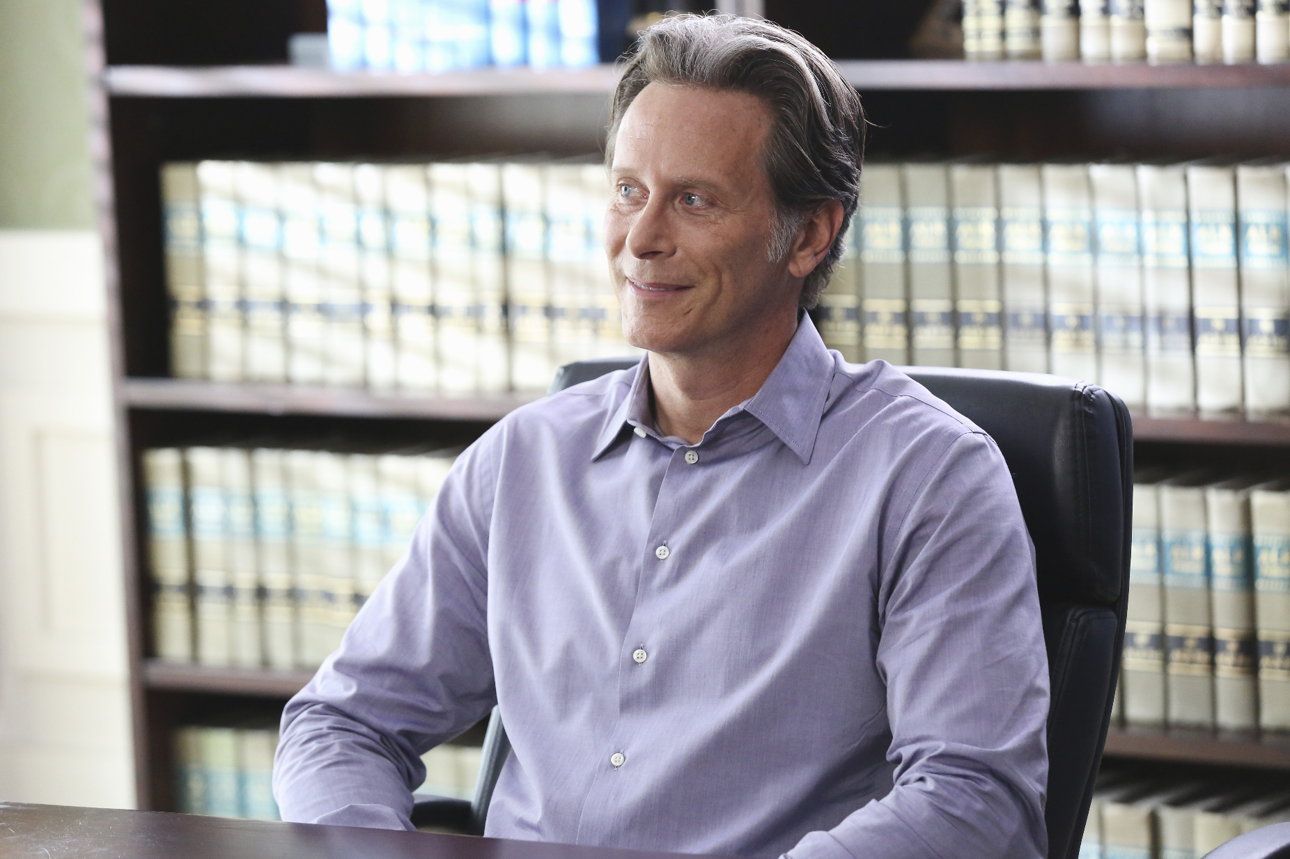 @ItaliaRicci Dishes on @ChasingLifeABCF’s Fall Finale and More – Read Our Q&A! (#ChasingLife #RenewChasingLife @SEANSMITH74)