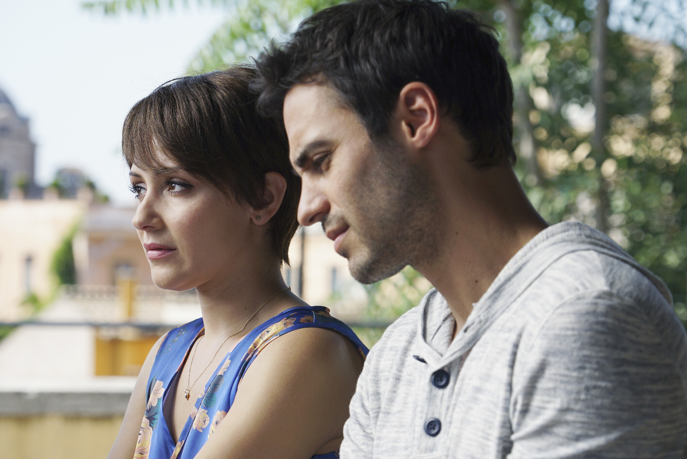 @ItaliaRicci Dishes on @ChasingLifeABCF’s Fall Finale and More – Read Our Q&A! (#ChasingLife #RenewChasingLife @SEANSMITH74)