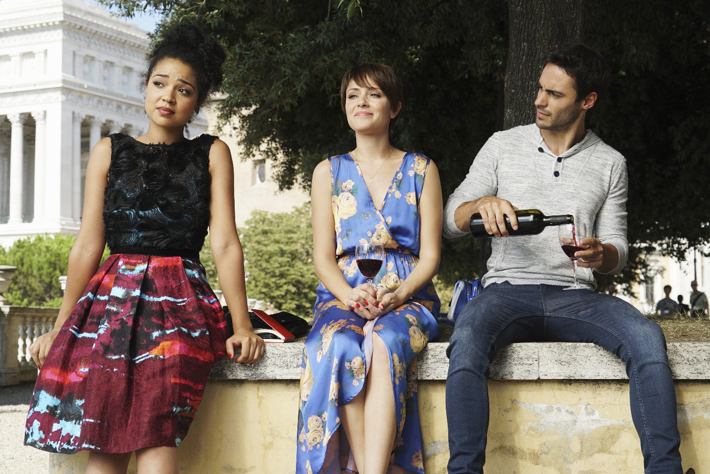 @ItaliaRicci Dishes on @ChasingLifeABCF’s Fall Finale and More – Read Our Q&A! (#ChasingLife #RenewChasingLife @SEANSMITH74)