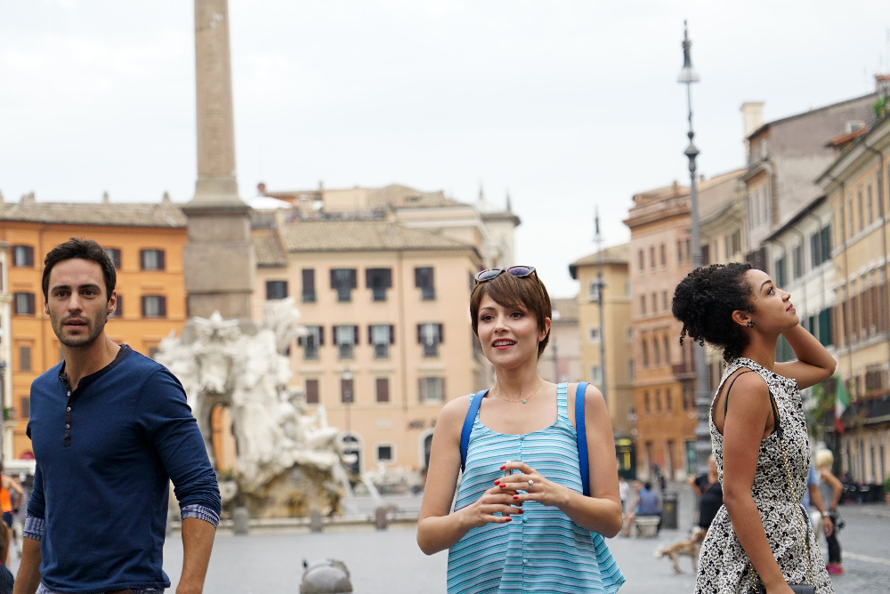 @ItaliaRicci Dishes on @ChasingLifeABCF’s Fall Finale and More – Read Our Q&A! (#ChasingLife #RenewChasingLife @SEANSMITH74)