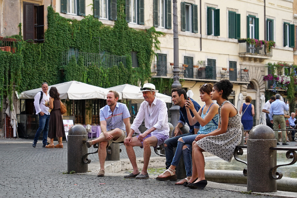 @ItaliaRicci Dishes on @ChasingLifeABCF’s Fall Finale and More – Read Our Q&A! (#ChasingLife #RenewChasingLife @SEANSMITH74)