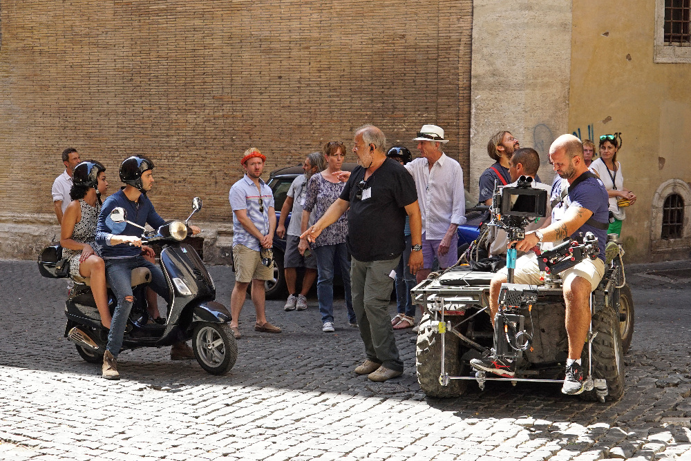 @ItaliaRicci Dishes on @ChasingLifeABCF’s Fall Finale and More – Read Our Q&A! (#ChasingLife #RenewChasingLife @SEANSMITH74)