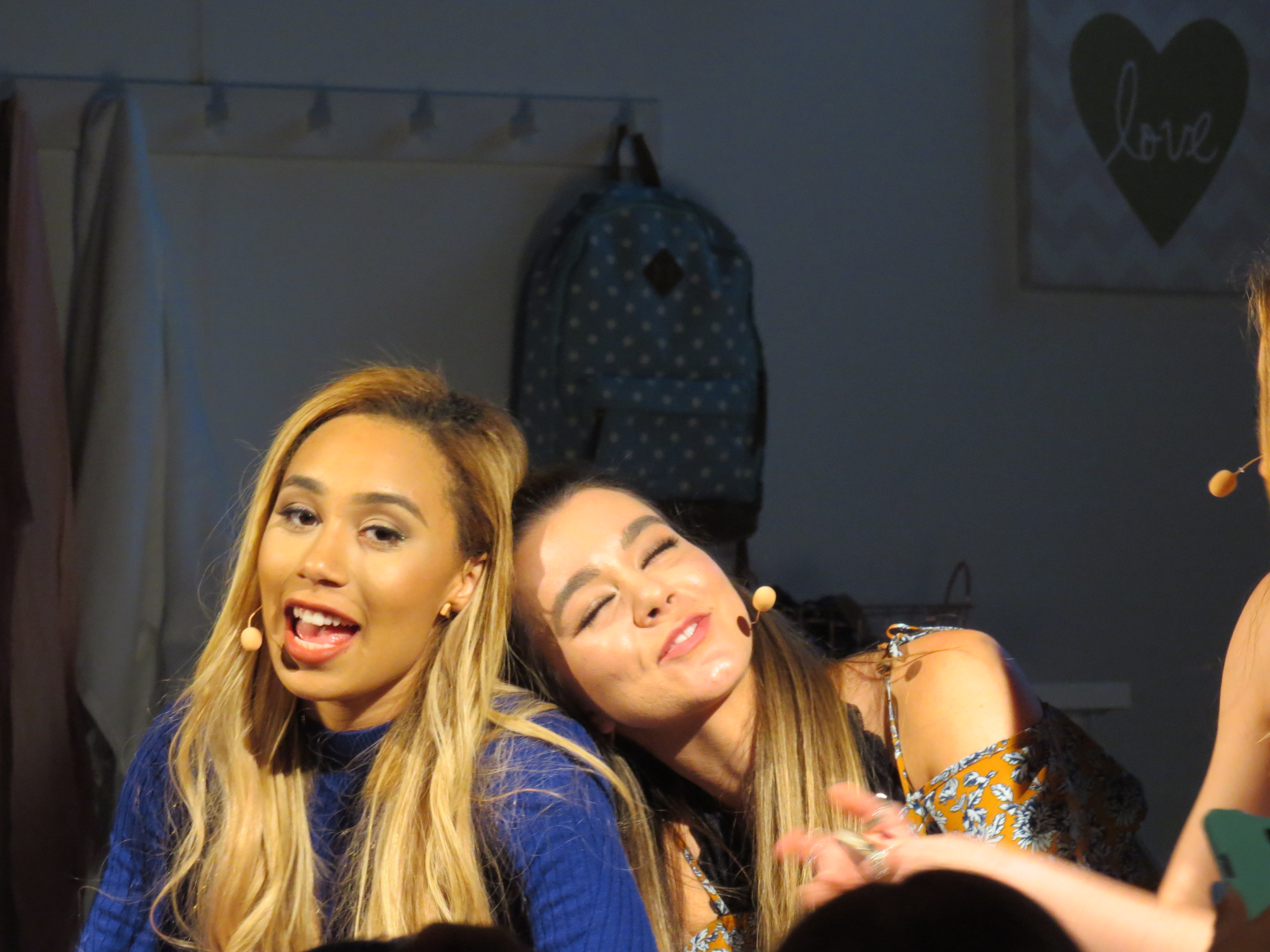 Exclusive! We Go Backstage at the Los Angeles Stop of Fullscreen’s “Girls Night In” Tour – Watch the Video! (@fullscreenlive)