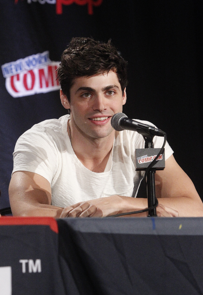ABC Family Drops New Teasers & Premiere Date for “Shadowhunters” at New York Comic Con