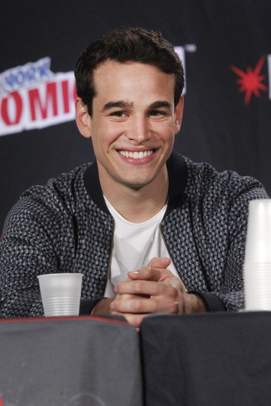 ABC Family Drops New Teasers & Premiere Date for “Shadowhunters” at New York Comic Con