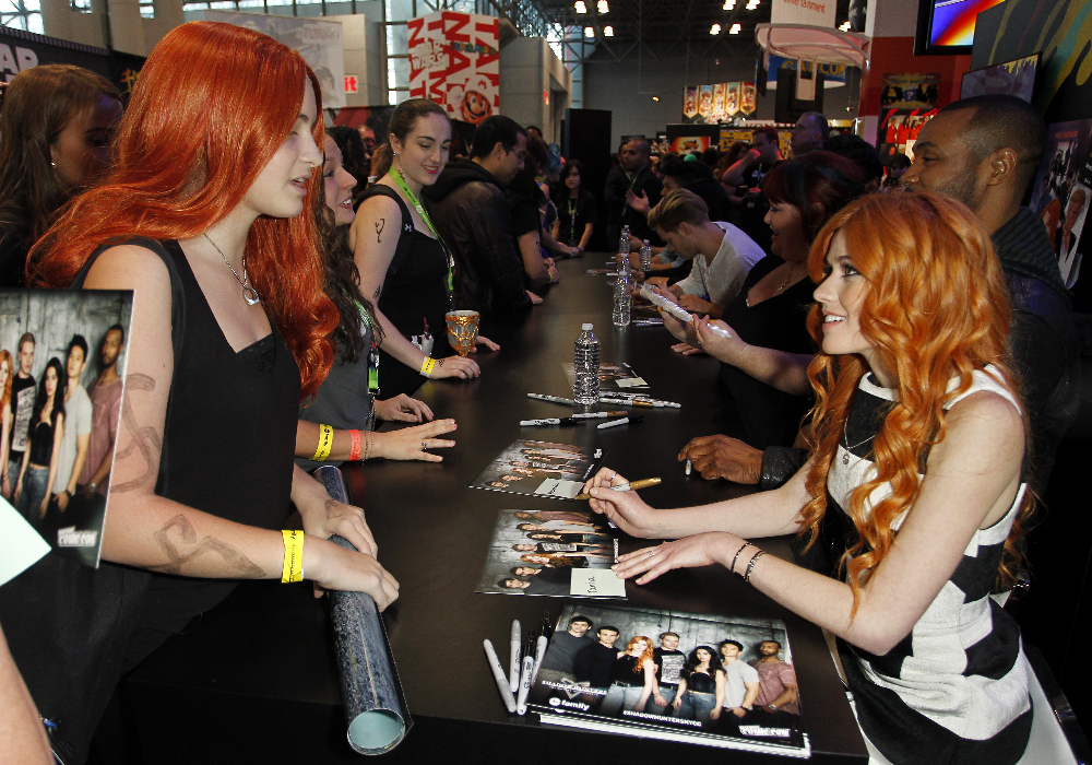 ABC Family Drops New Teasers & Premiere Date for “Shadowhunters” at New York Comic Con