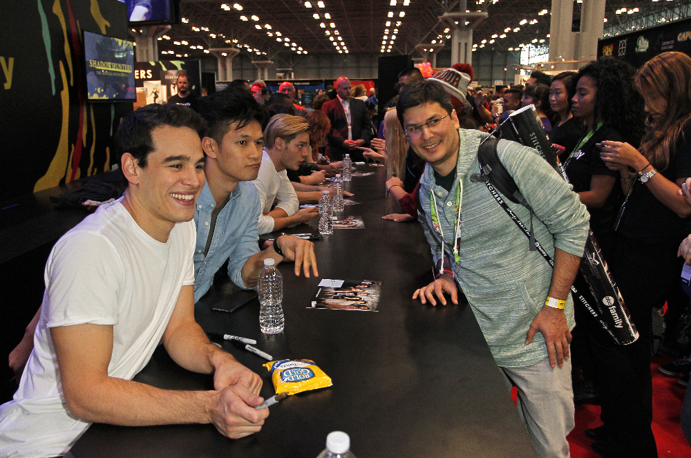 ABC Family Drops New Teasers & Premiere Date for “Shadowhunters” at New York Comic Con