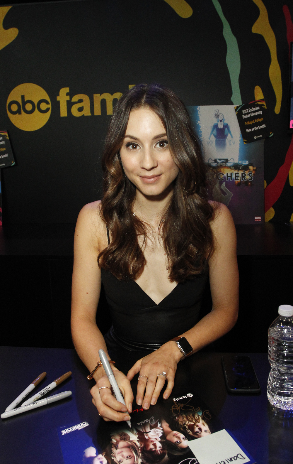 WATCH: ABC Family Reveals First 4 Minutes of the Pretty Little Liars Season 6 Premiere (@abcfPLL)