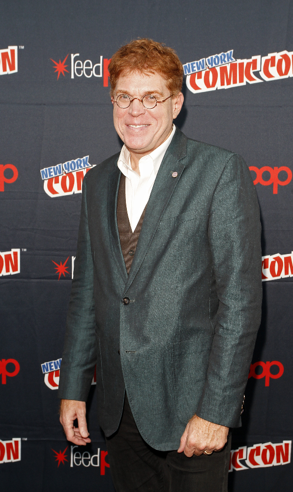 WATCH: ABC Family Reveals First 4 Minutes of the Pretty Little Liars Season 6 Premiere (@abcfPLL)