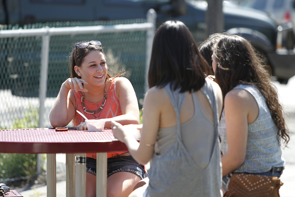 Monica, The Girls And Unfortunately Spirit Head Out For A Weekend Getaway – Watch A Clip! (@MonicaMediumTV @MonicatheMedium)