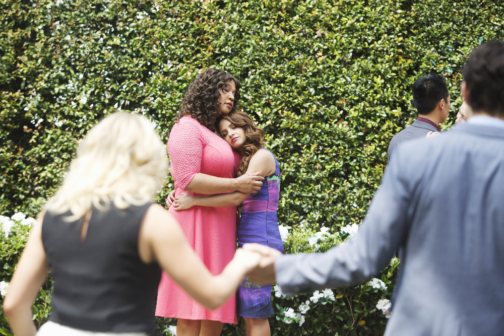 @RexLee_ Dishes About Elliot and Alan’s Wedding Day on Tonight’s Fall Finale of ‘Young & Hungry’ – Read Our Q&A! (@YoungandHungry @ABCFamily)