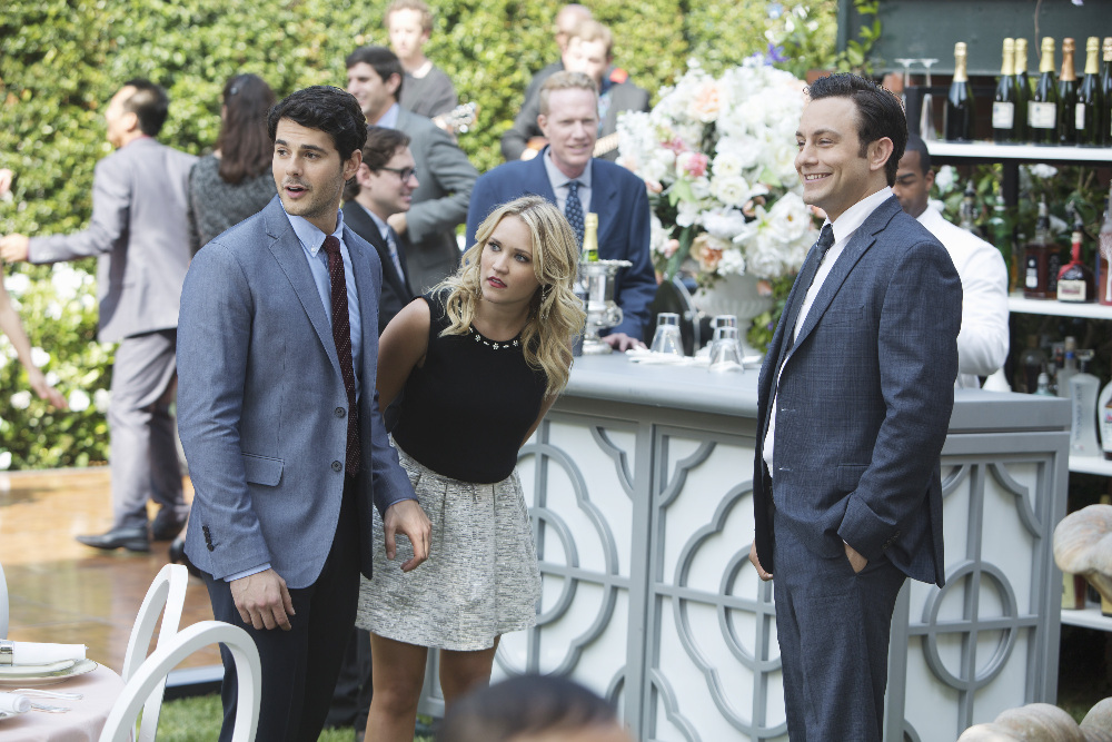 @RexLee_ Dishes About Elliot and Alan’s Wedding Day on Tonight’s Fall Finale of ‘Young & Hungry’ – Read Our Q&A! (@YoungandHungry @ABCFamily)