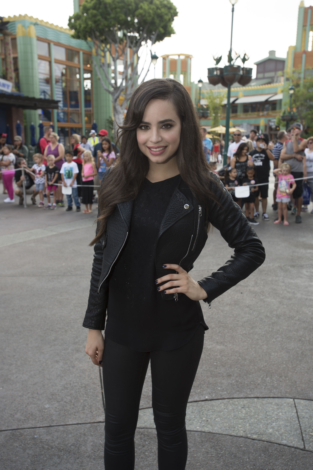 The Cast of Descendants Take Over Downtown Disney Following Descendants 2 Announcement