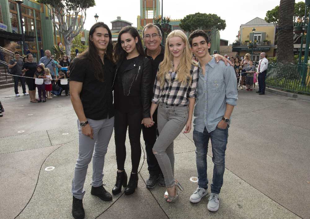 The Cast of Descendants Take Over Downtown Disney Following Descendants 2 Announcement