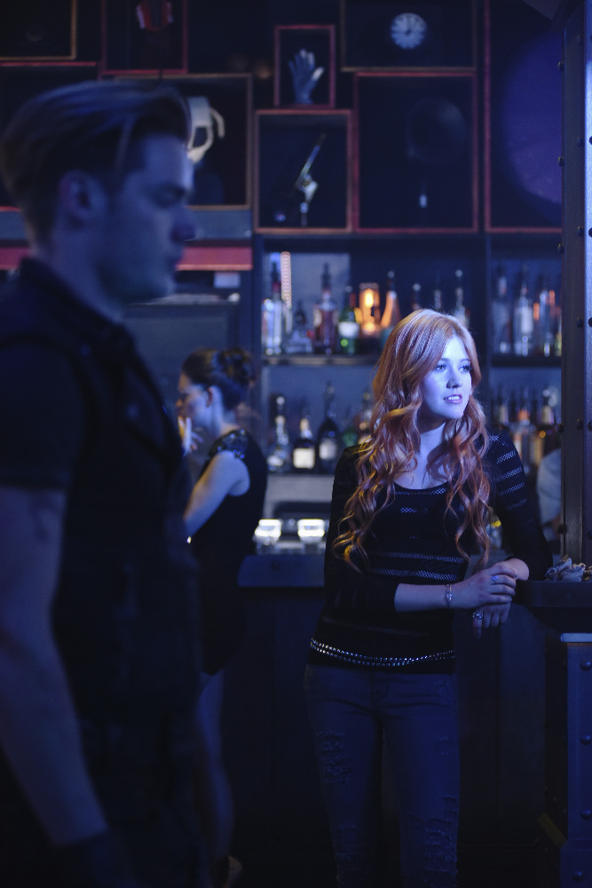 Katherine McNamara Talks ‘Shadowhunters’ & Beauty – Read Our Q&A (@Kat_McNamara)