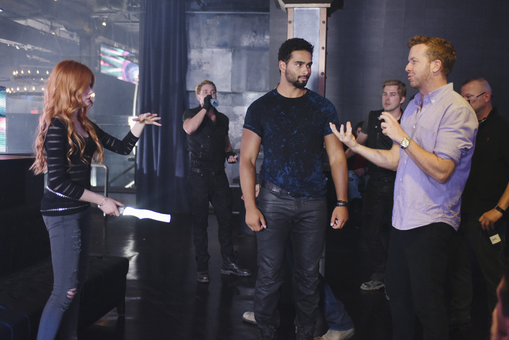 Katherine McNamara Talks ‘Shadowhunters’ & Beauty – Read Our Q&A (@Kat_McNamara)