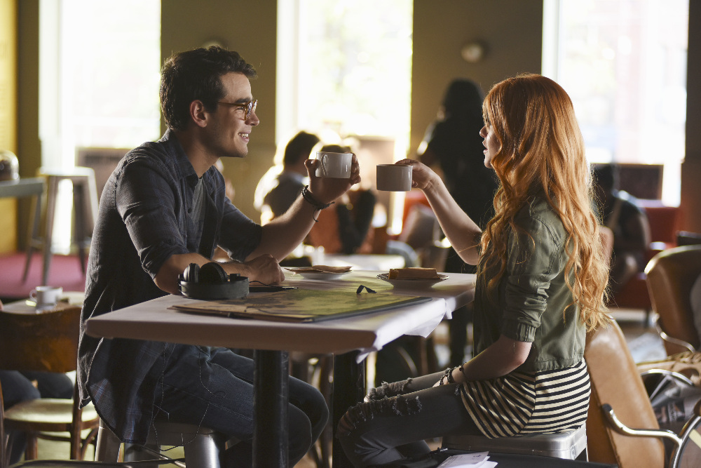 Katherine McNamara Talks ‘Shadowhunters’ & Beauty – Read Our Q&A (@Kat_McNamara)