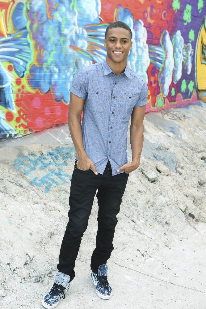 Maddie’s Two Worlds Collide On Tonight’s ‘Recovery Road’ – Watch A Sneak Peek!