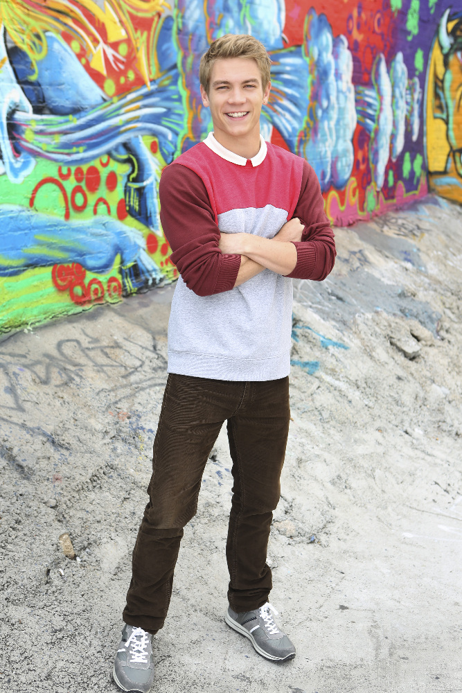 Maddie’s Two Worlds Collide On Tonight’s ‘Recovery Road’ – Watch A Sneak Peek!