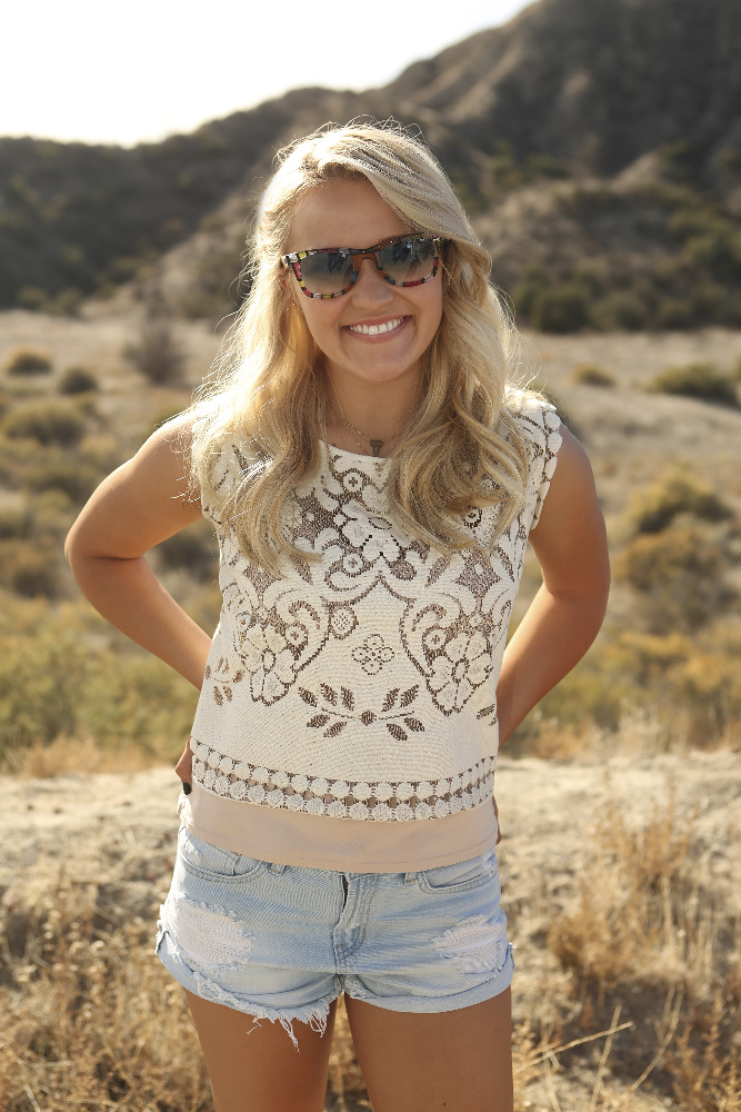 The Desert Has Gabi Seeing Mirages on Tonight’s Season Premiere Of ‘Young & Hungry’ – Watch A Sneak Peek!