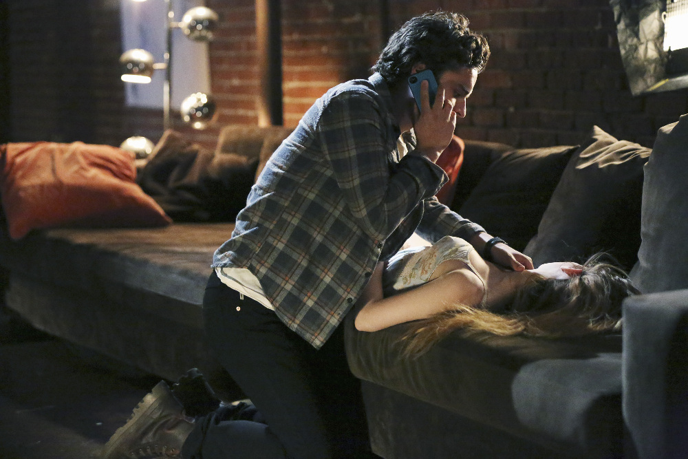 Maddie Comes Face To Face With The Harsh Reality Of Addiction Tonight On ‘Recovery Road’ – Watch A Sneak Peek!