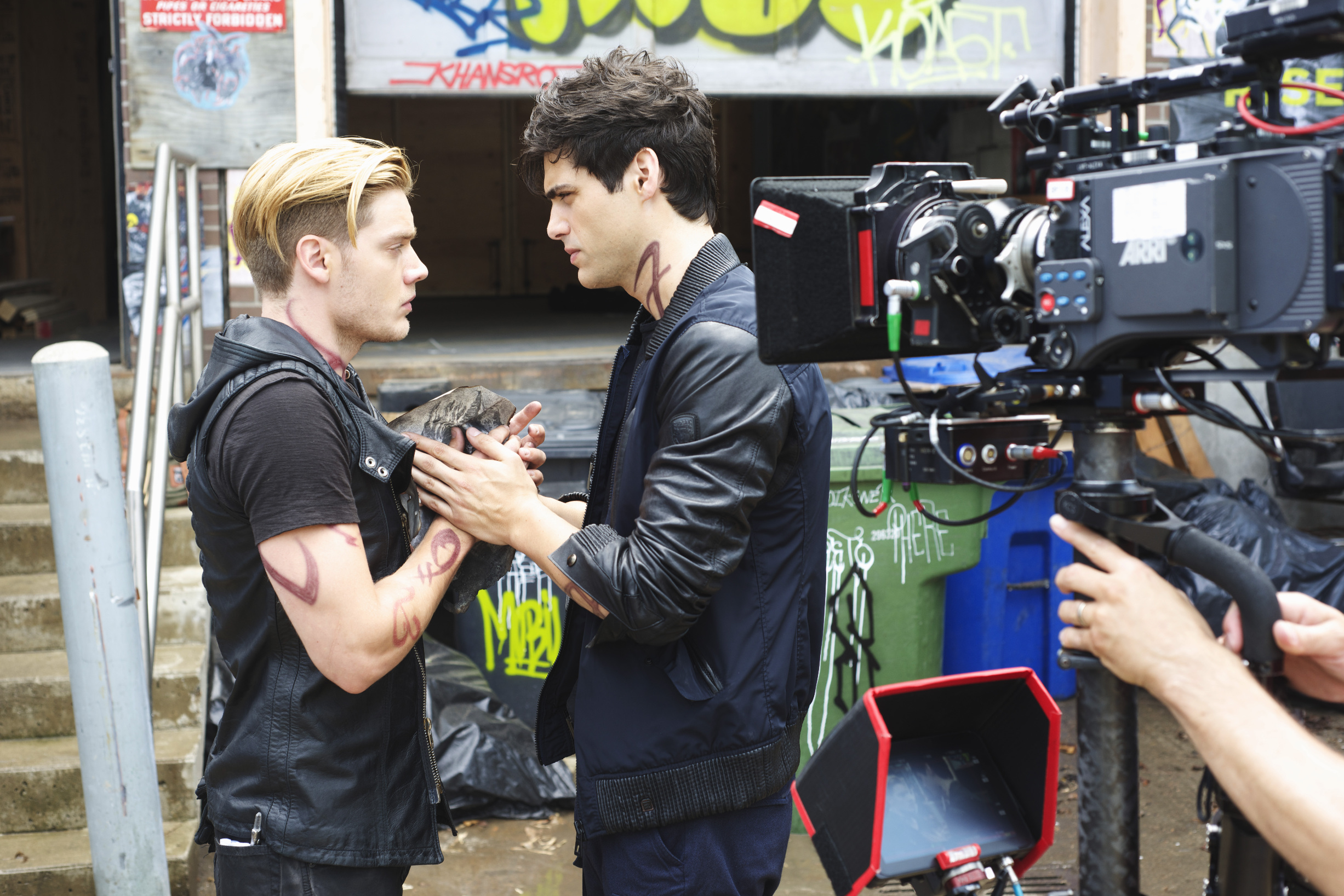 Can Alec & Clary Work Together To Find Valentine? Watch A Sneak Peek Of Tonight’s ‘Shadowhunters’ To Find Out!
