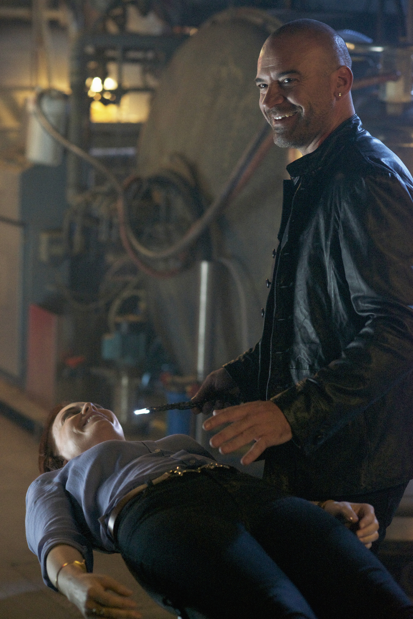 Can Alec & Clary Work Together To Find Valentine? Watch A Sneak Peek Of Tonight’s ‘Shadowhunters’ To Find Out!