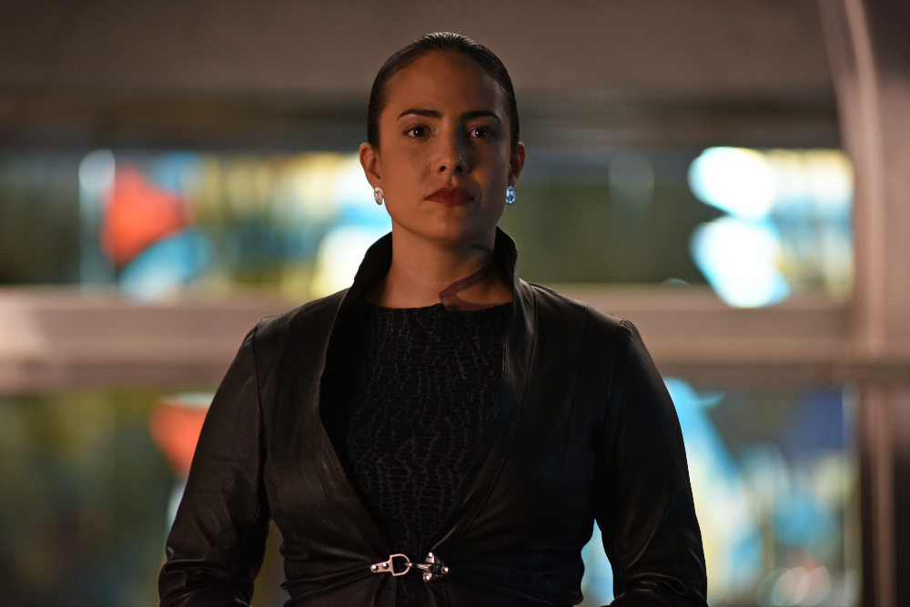 Can Alec & Clary Work Together To Find Valentine? Watch A Sneak Peek Of Tonight’s ‘Shadowhunters’ To Find Out!