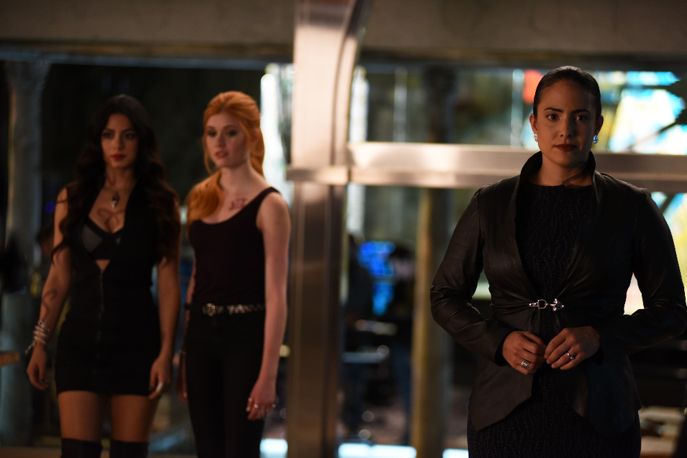 Can Alec & Clary Work Together To Find Valentine? Watch A Sneak Peek Of Tonight’s ‘Shadowhunters’ To Find Out!