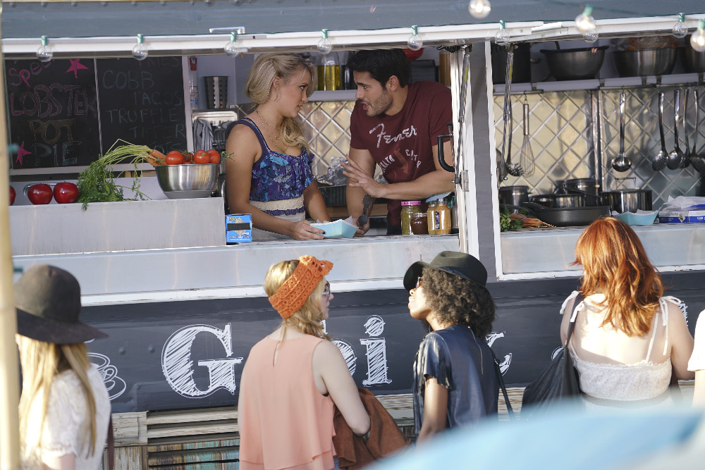 Some Bad Advice Has Gabi Looking For A Do-Over Tonight On “Young & Hungry” – Watch A Sneak Peek!