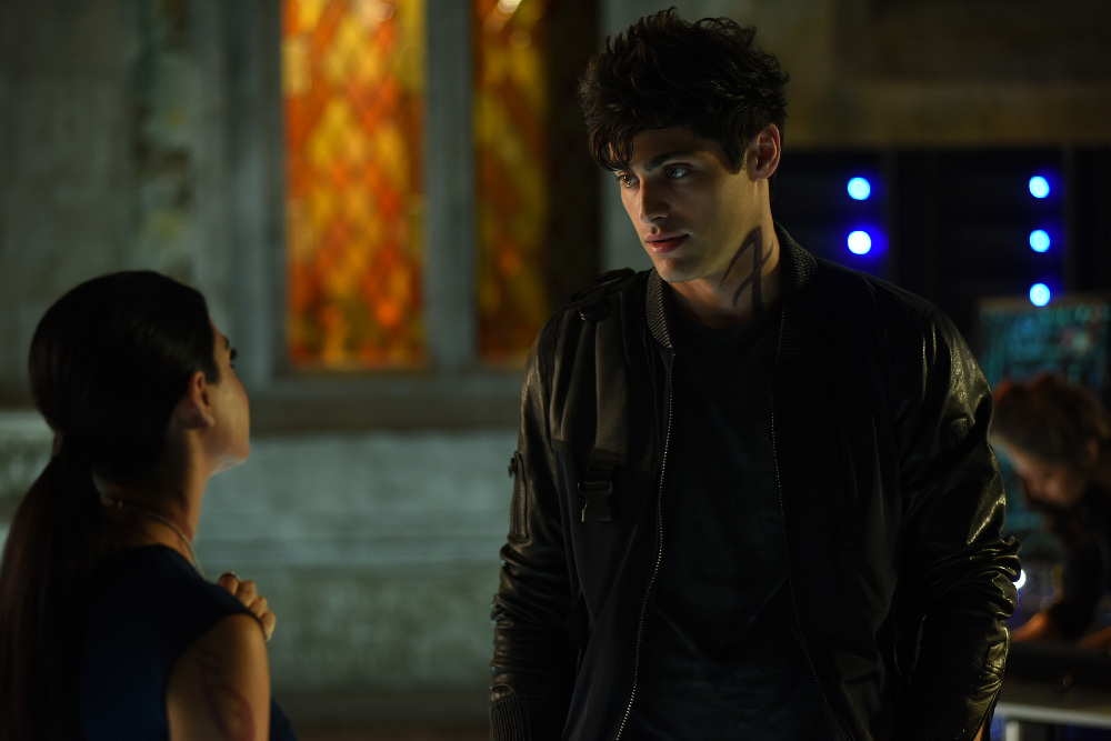 The Mortal Cup Is Within Clary’s Grasp Tonight On “Shadowhunters” – Watch A Sneak Peek!