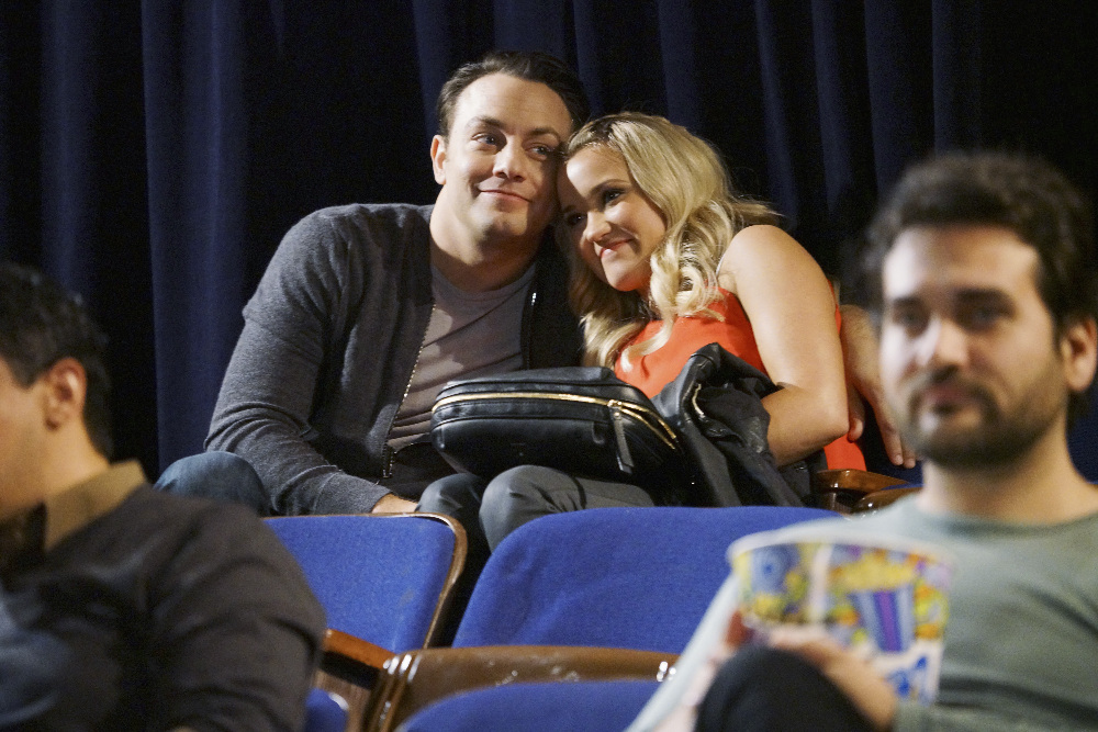 Gabi & Josh Meet The Parents on Tonight’s “Young & Hungry” – Watch A Sneak Peek!