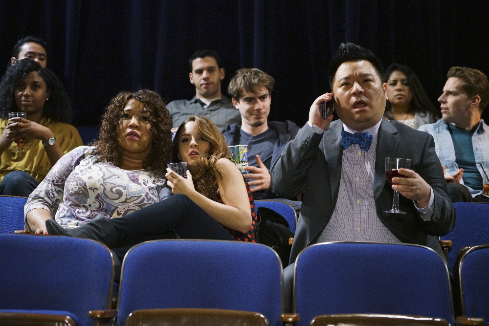 Gabi & Josh Meet The Parents on Tonight’s “Young & Hungry” – Watch A Sneak Peek!