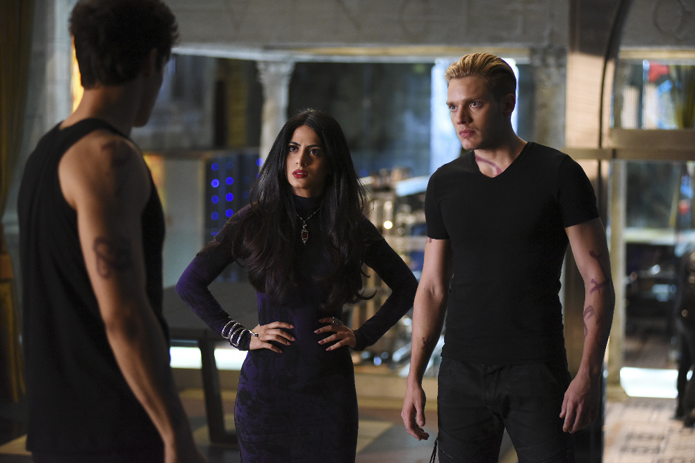 New Alliances Must Be Formed Tonight On “Shadowhunters” – Get The Details Here!